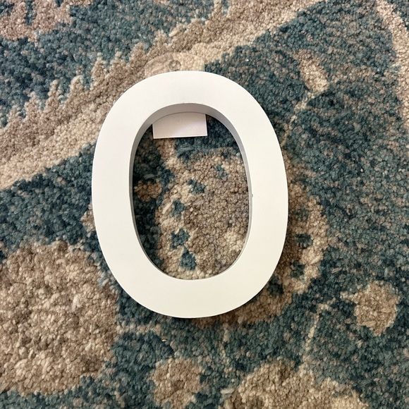 5.6” “Welcome to our wedding” Wooden Letters - Picture 4 of 5